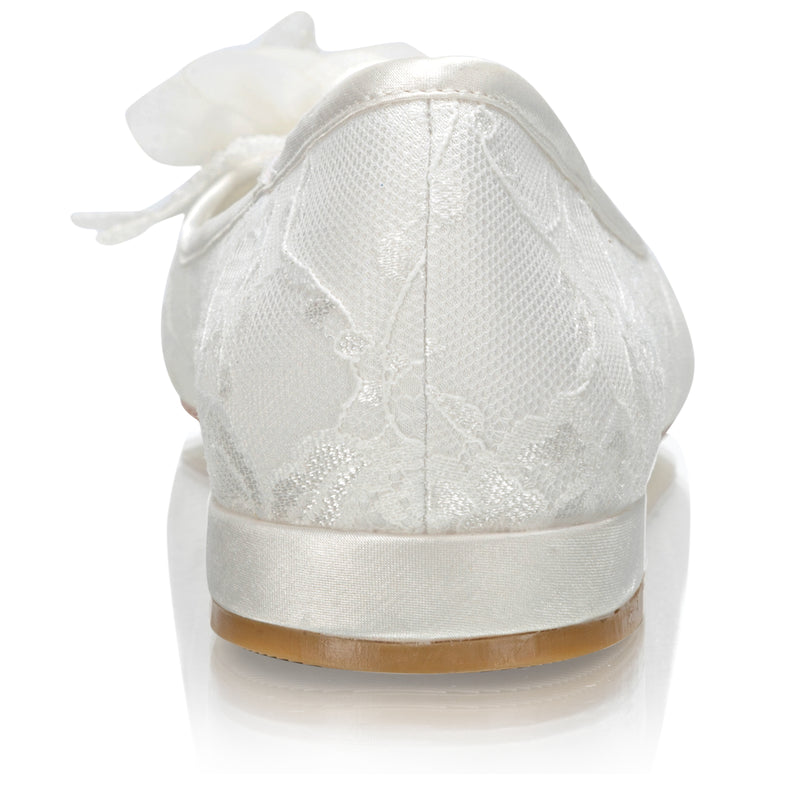 Women's Bridal Shoes Closed Toe 0.6'' Block Low Heel Lace Satin Pumps Flower Wedding Shoes - florybridal